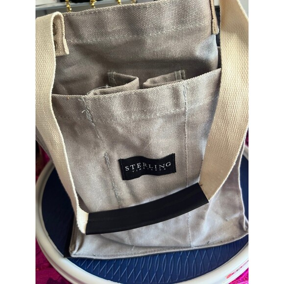 Napa Ca Sterling Vineyards from 2024 exclusive limited edition wine carrier - Picture 11 of 11